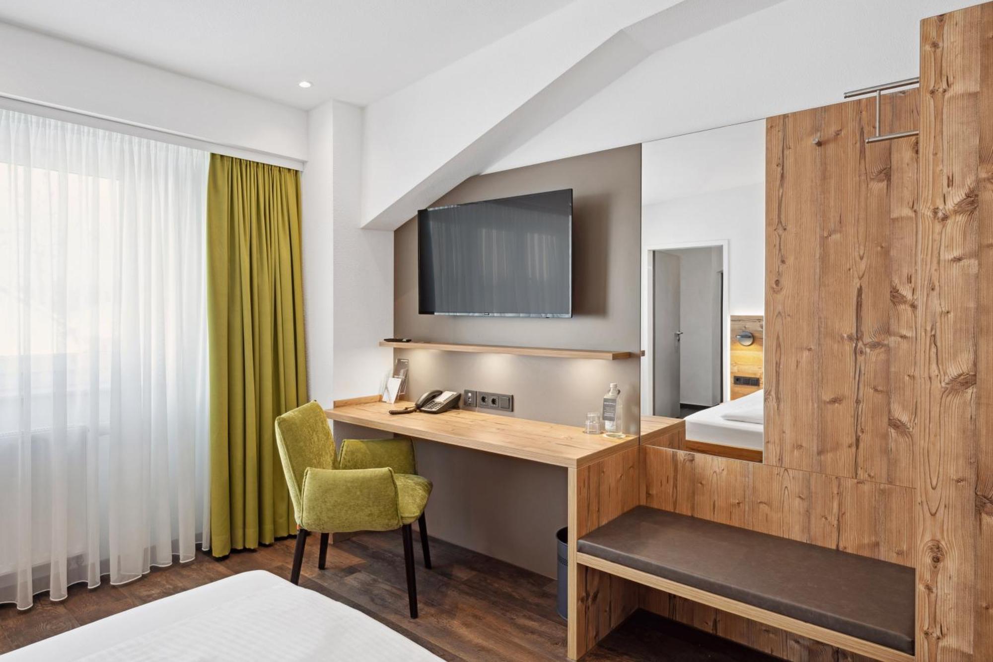 Hotel Zeppelin Laupheim Luaran gambar