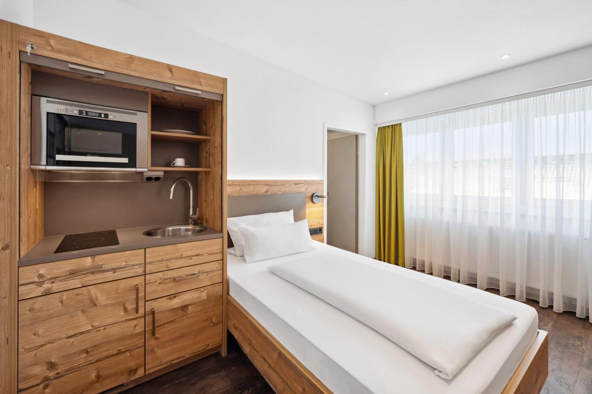 Hotel Zeppelin Laupheim Luaran gambar